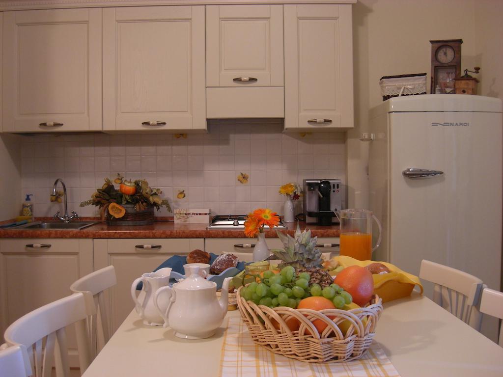 Pietra Preziosa Bed & Breakfast Pietra Ligure Exterior foto